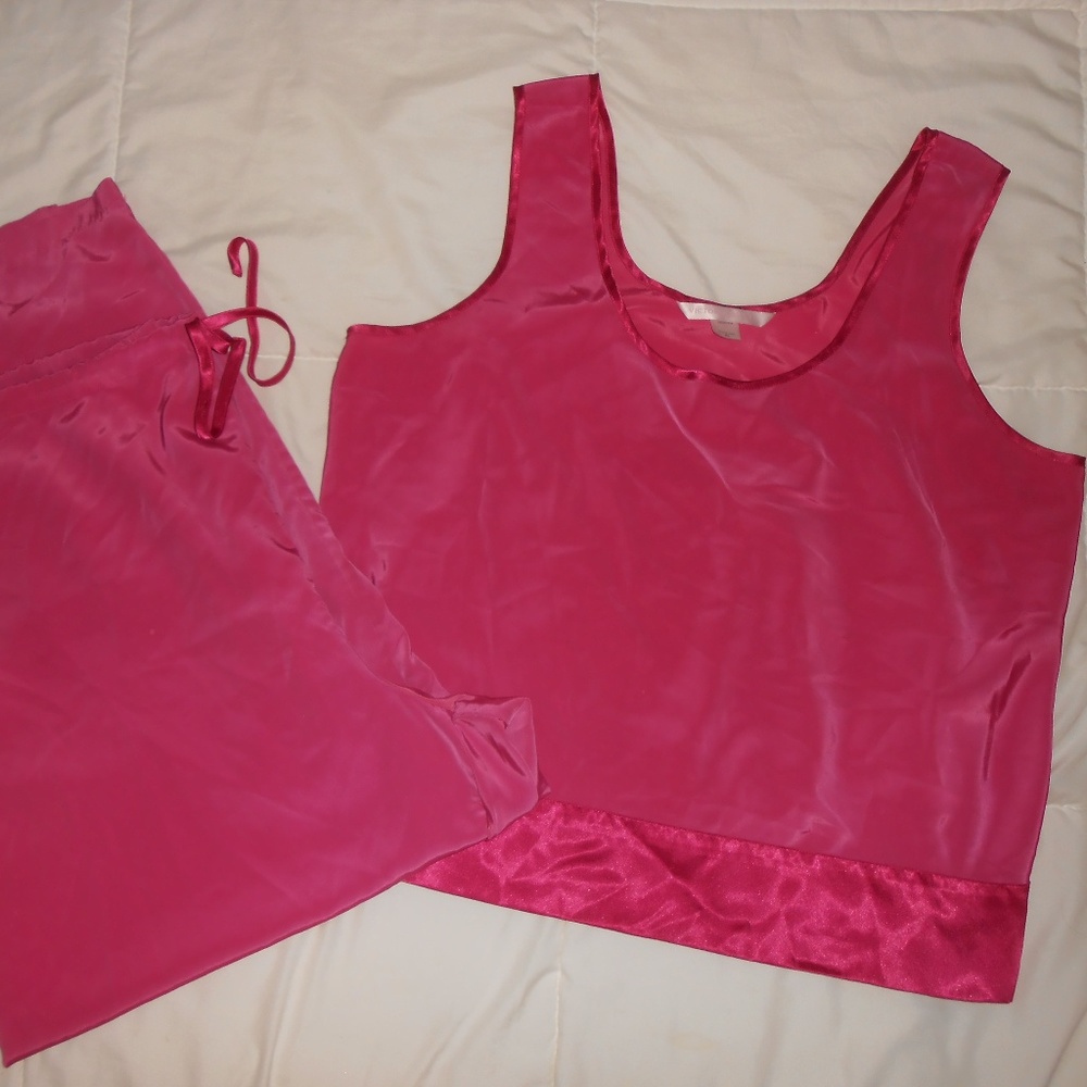 Victoria Secret Pajama Set Size- XL
